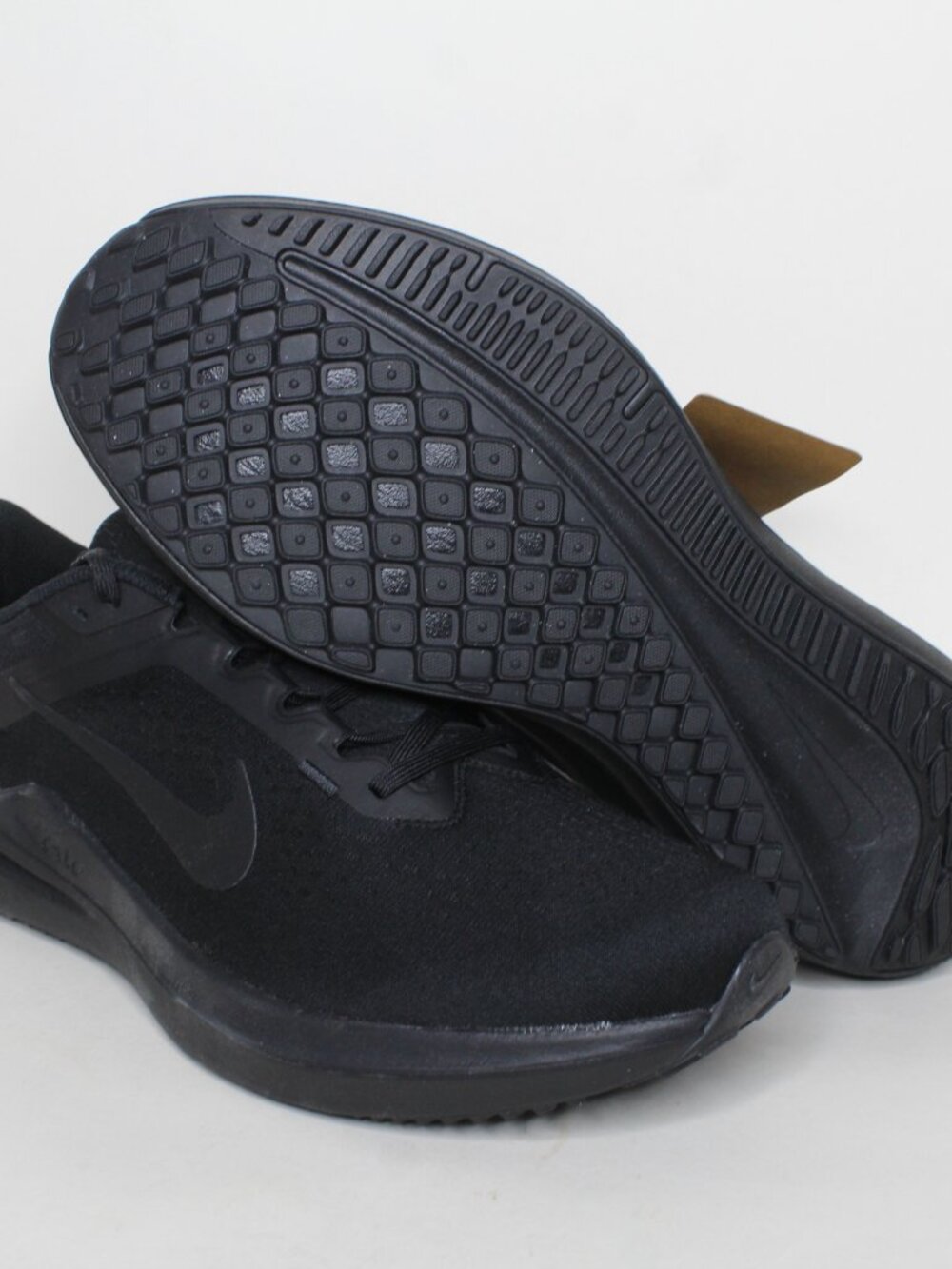 Nike Air Winflo 10 Road Running Shoes Triple Black DV4022-001 Men's Sizes 13 New - Picture 7 of 9